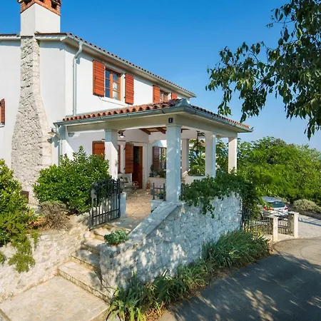 Primela**** Labin (Istria)
