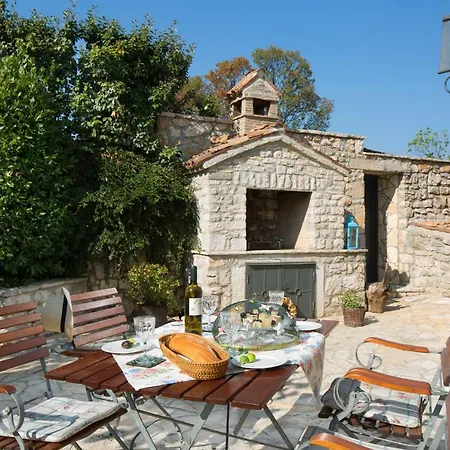 Holiday home Primela****
